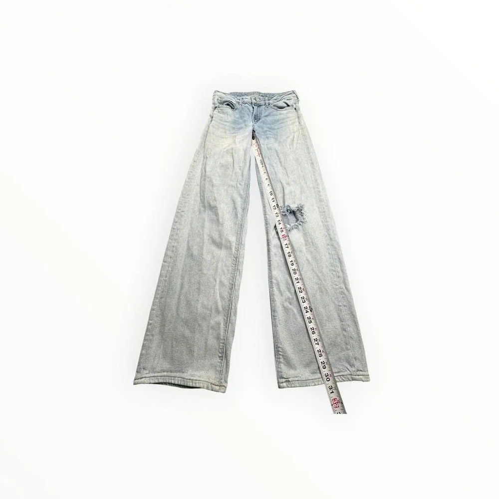 Old Navy Jeans Women 4 Light Wash Mid Rise Wide Leg Distressed Denim‎ Retro